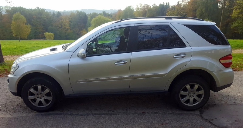 Mercedes-Benz ML cena 56900 przebieg: 117000, rok produkcji 2007 z Łobez małe 172